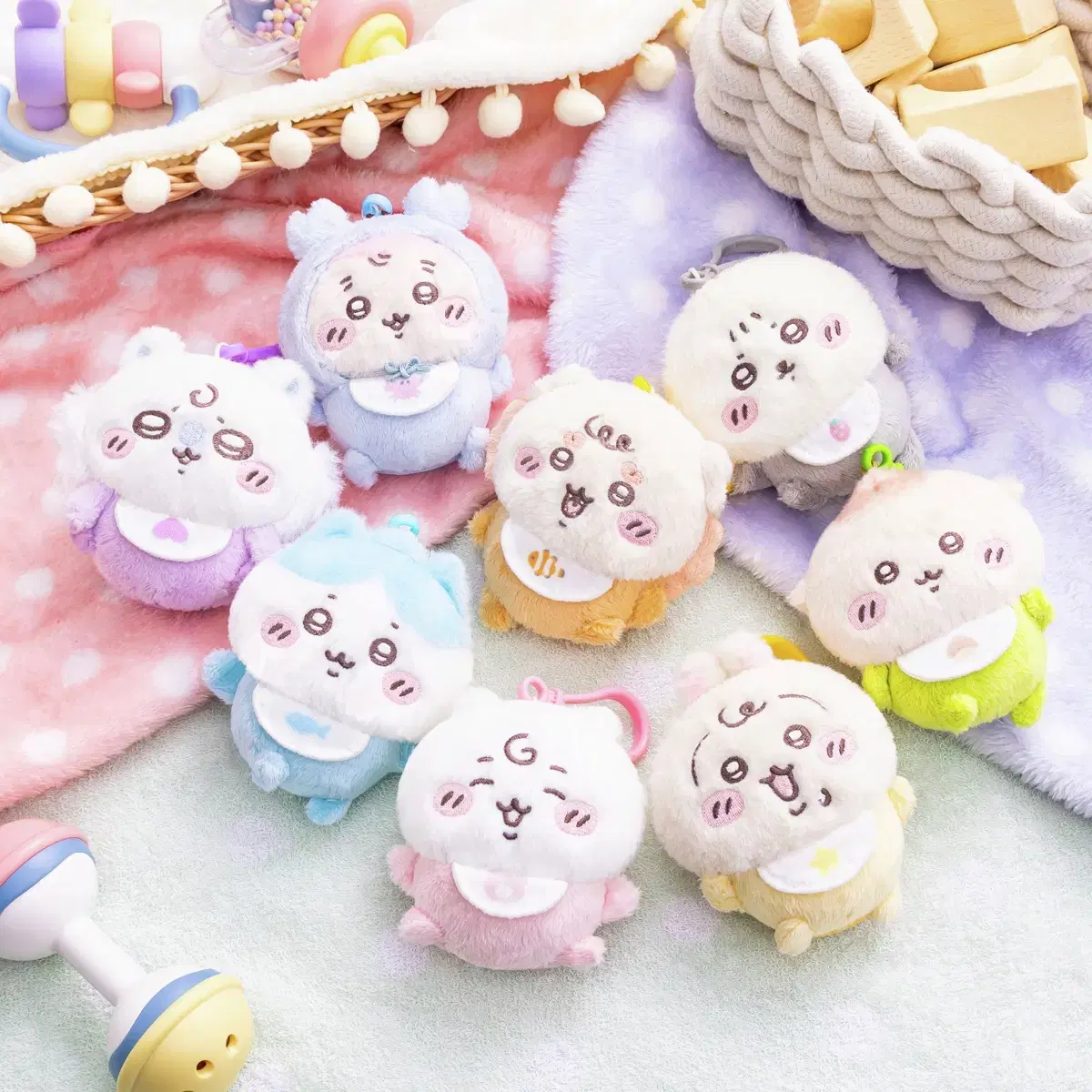 ベビーちいかわハチワレうさぎモモンガラッコくりまんじゅうマスコット